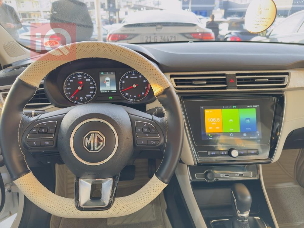 MG 5